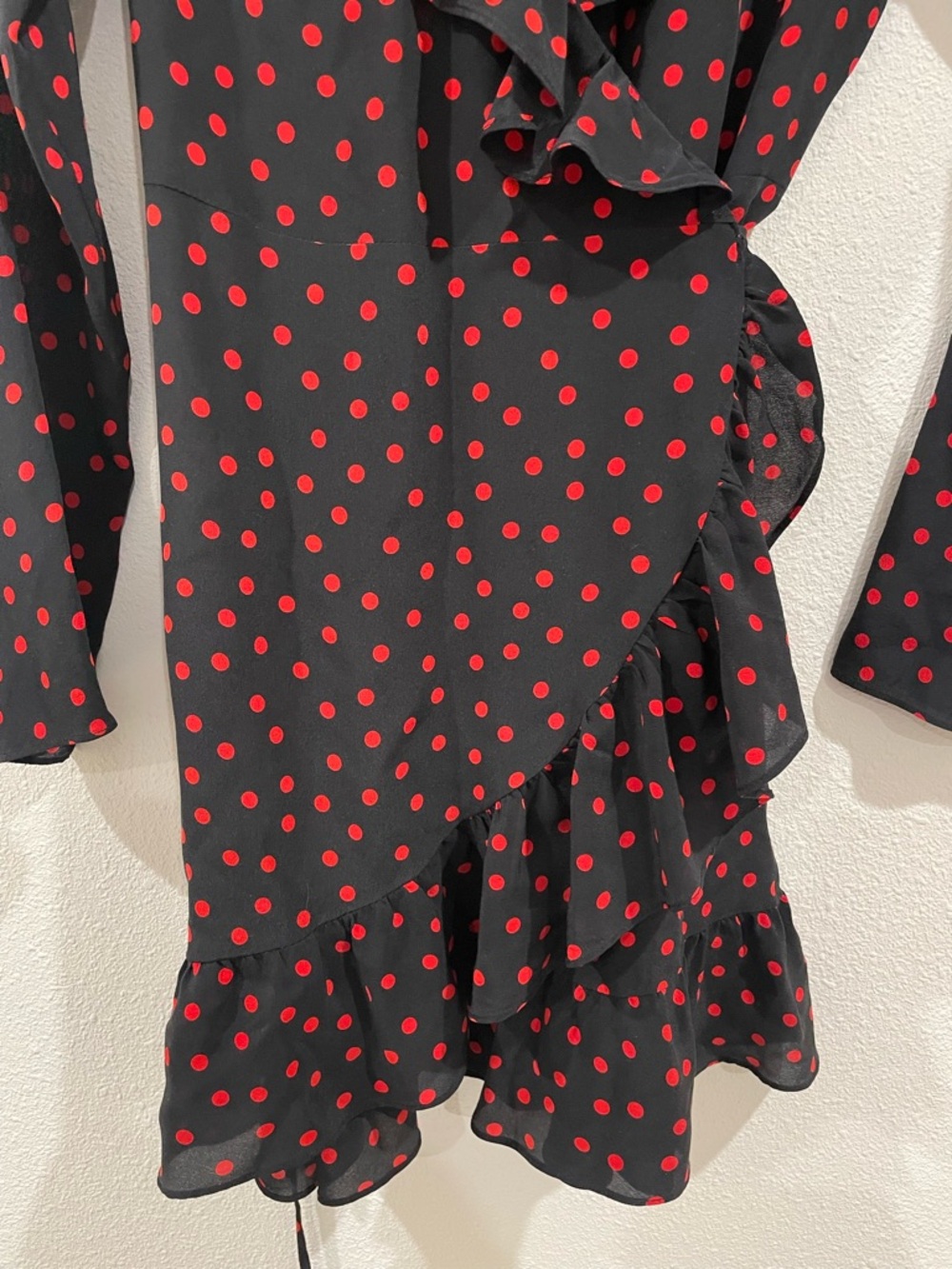 Realisation Par Alexandra Black Mini Wrap Dress Red Polka Dots Medium 100% Silk - Picture 11 of 14
